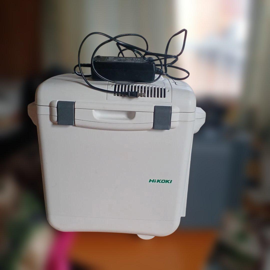 HiKOKI コードレス冷温庫 UL 18DA (XM)
