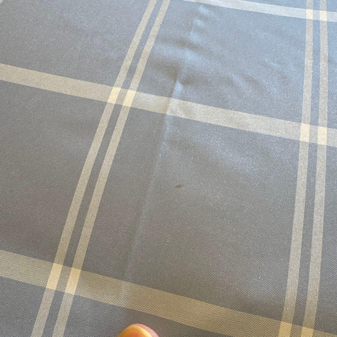 サンバリア100 晴雨兼用グレーとホワイトのチェック傘