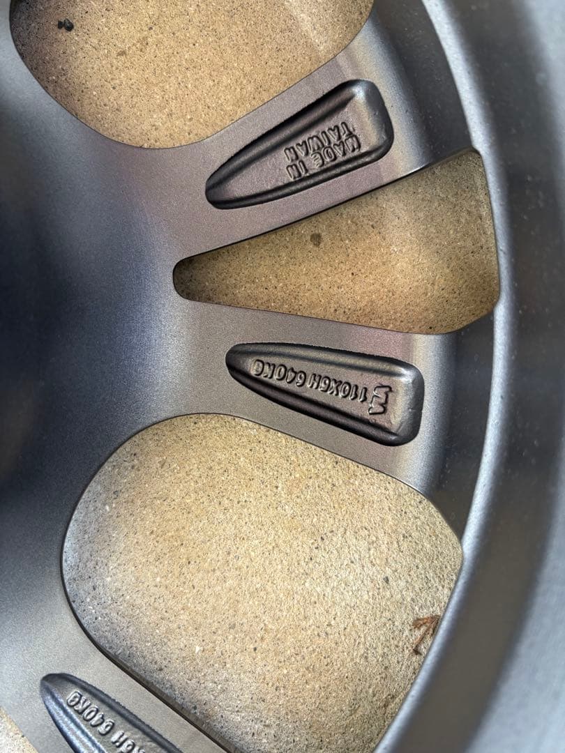 スタッドレスタイヤ・ホイールセット4本 225/60R17