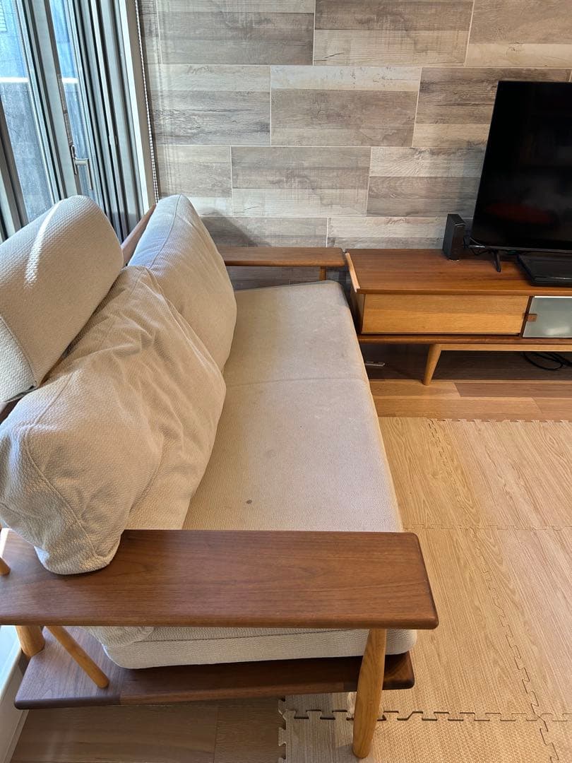 梱包発送頼める便　柏木工CIVIL　ソファ三人掛け　ヘッドクッション付き