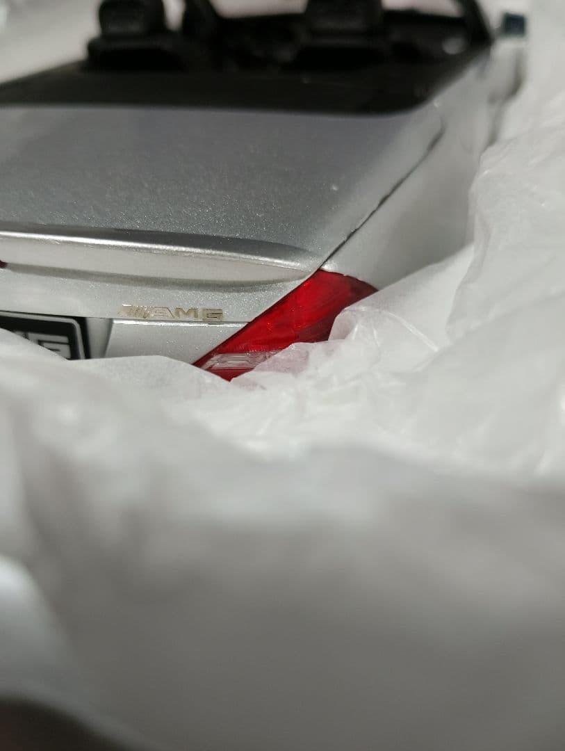 マック　1/18 メルセデスSL63 AMG R230　ミニカー　シルバー