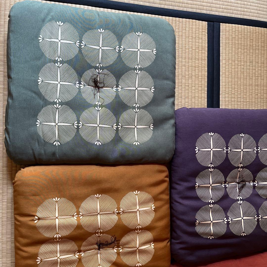 色違い古典柄座布団5枚セット 絹100%