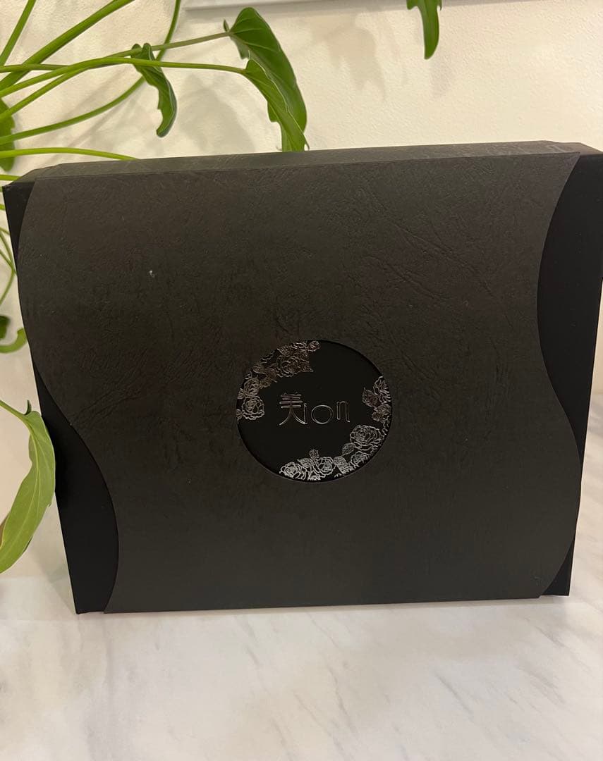 【新品未使用】お値下げしました！ジュビラン 美顔器 美ion 美イオン