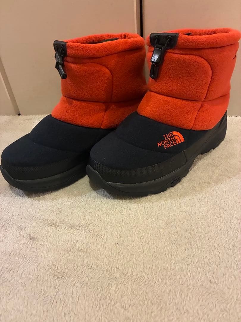 美品THE NORTH FACE ポーラテック ヌプシ ショートブーツ オレンジ