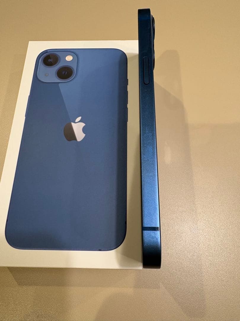 【美品】iPhone 13 128GB SIMフリー バッテリー85% 箱付き