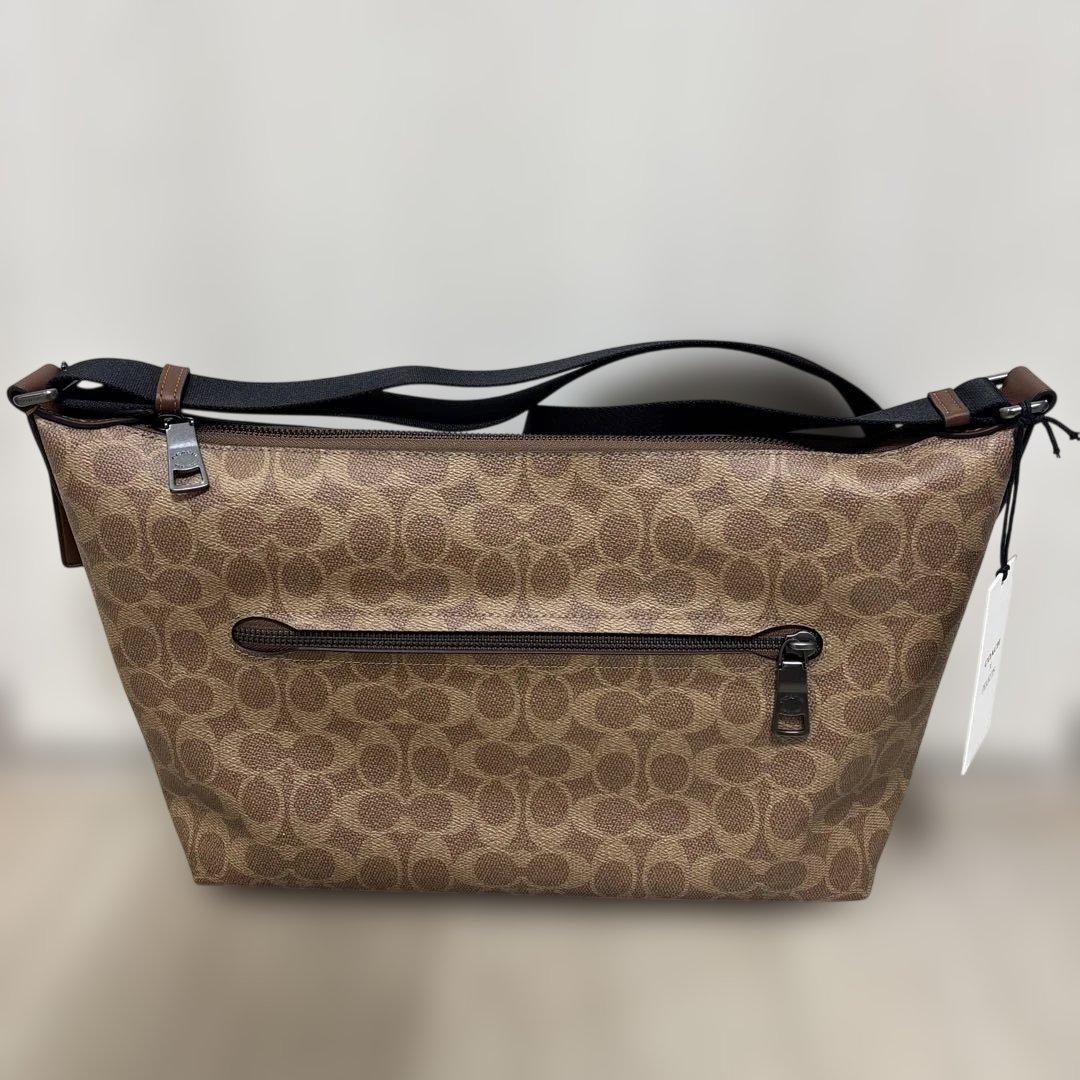 コーチ ショルダーバッグ スヌーピー パッチ付き