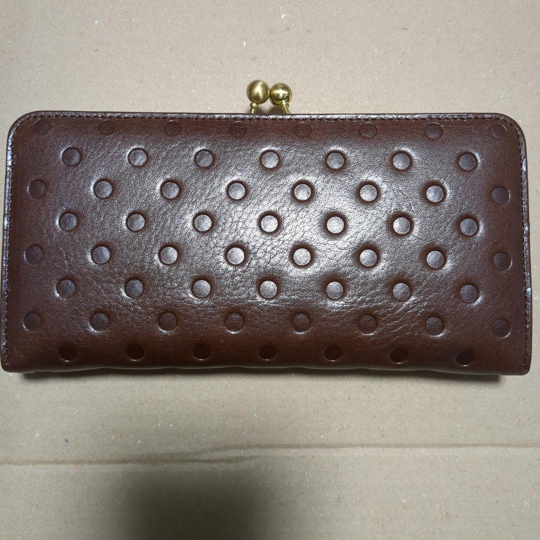 新品未使用 本革 がま口 長財布 フォルナ ドット柄型押し チョコカラー