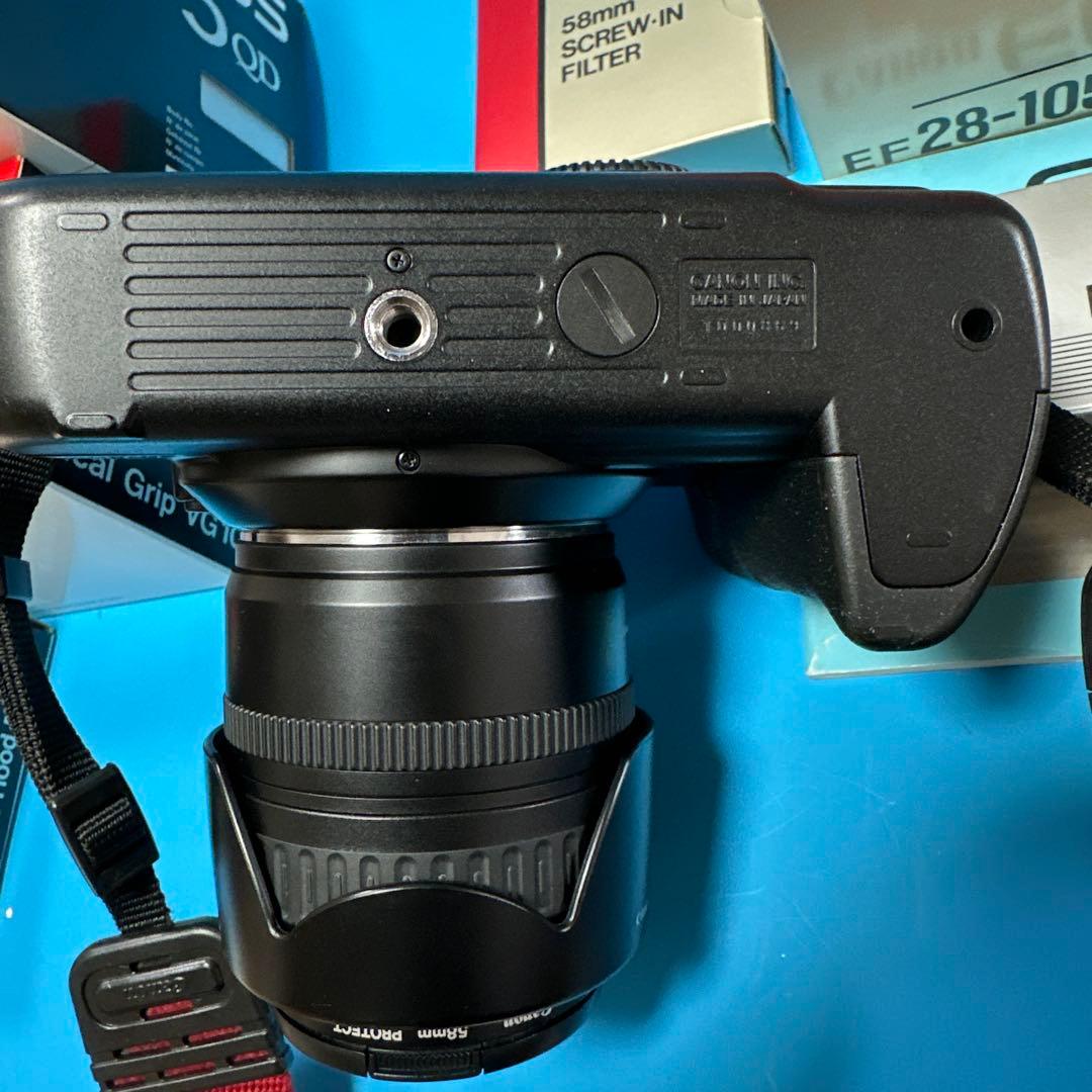【完動品】CANON EOS5 QD一眼レフ フィルムカメラ + ￼VG-10