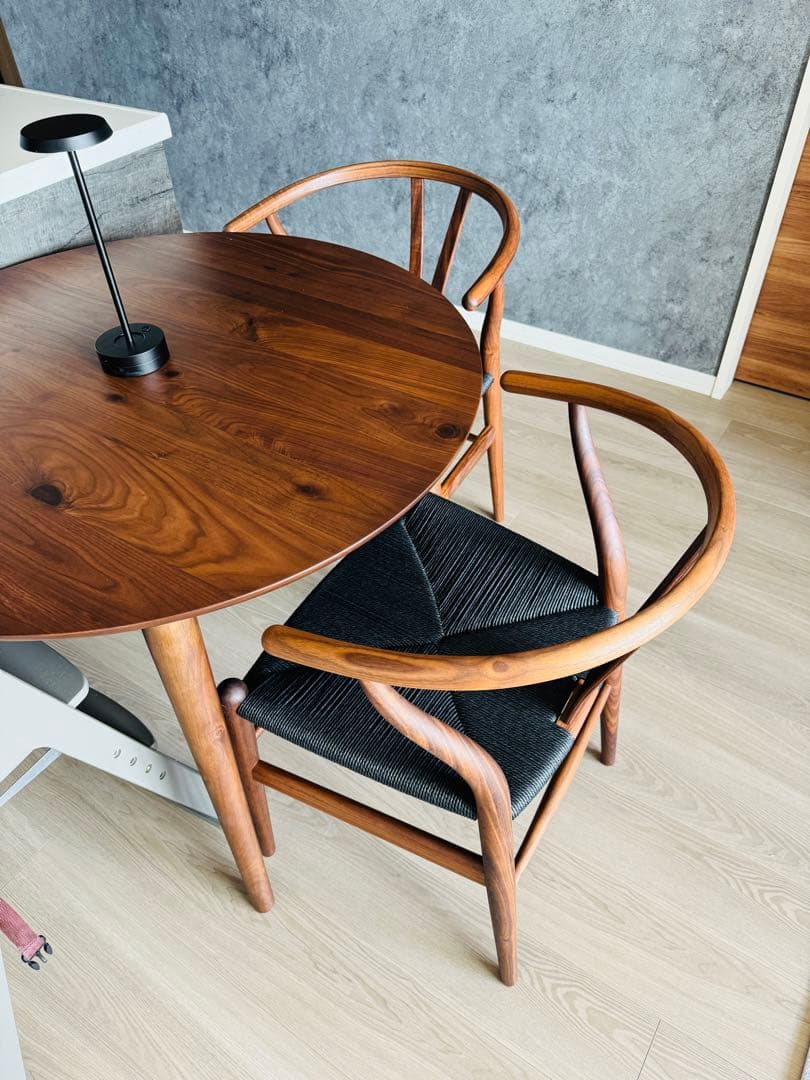 【未使用】【貴重】ワイチェアCH24 ウォールナット　ブラックコードペーパー