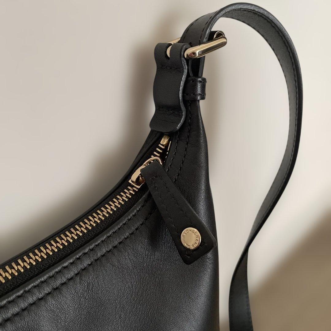 【新品同様】ロンシャンショルダーバッグ黒　オールレザー