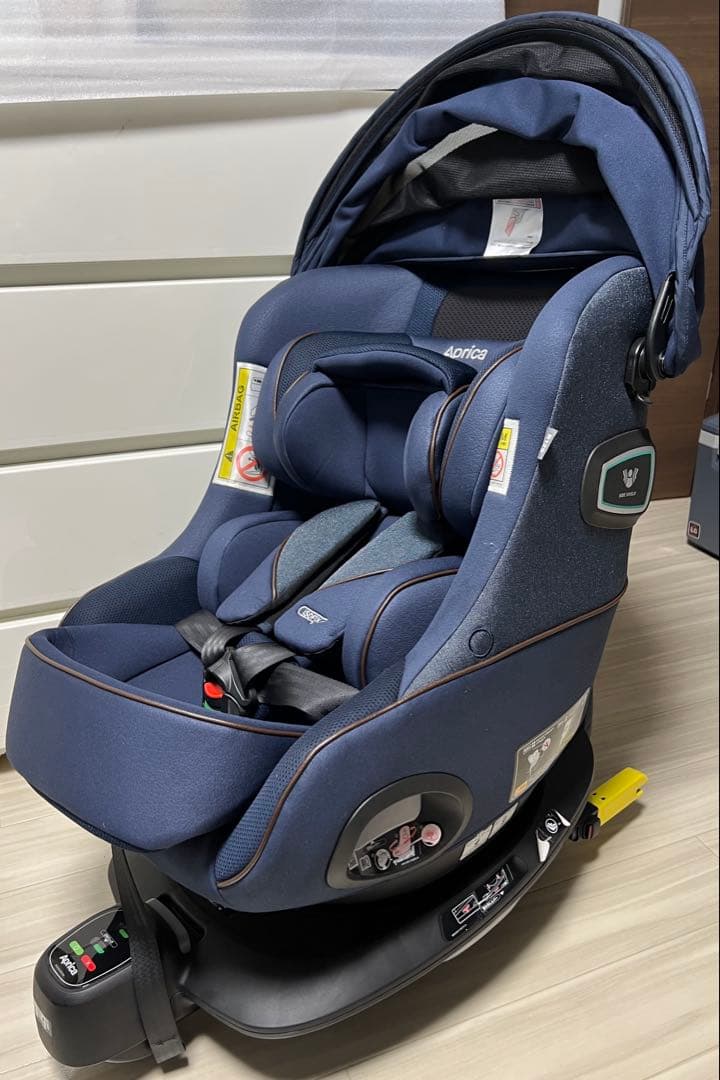 Aprica クルリラビッテエックス　アカチャンホンポ　ネイビー　ISofix付