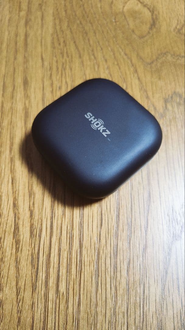 SHOKZ OPENFIT ワイヤレスイヤホン ブラック 充電ケース付き