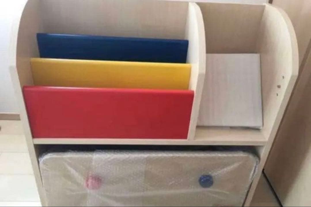 ミキハウス新品　木製ブックシェルフ　最後の一台