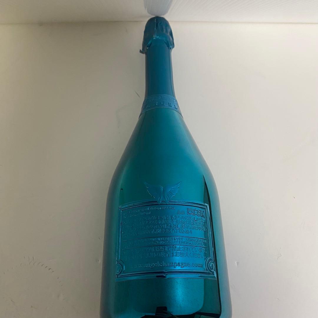 エンジェル　シャンパン　ヴィンテージ　ブルー　2011 箱付き　ケース