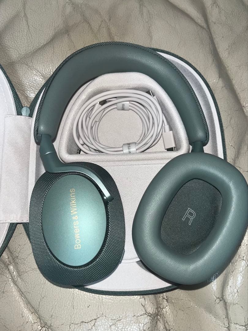 bowers&wilkinsワイヤレスヘッドホン 緑