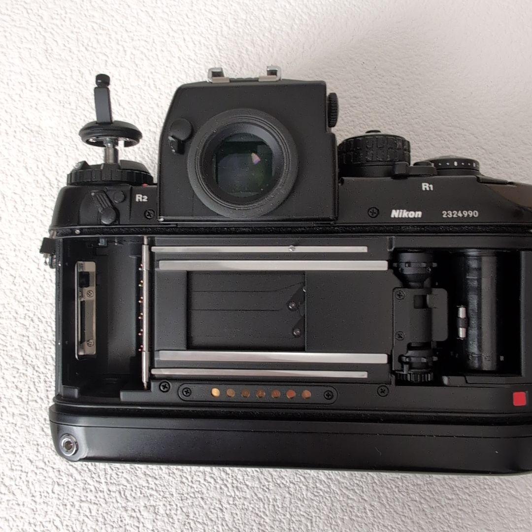 モナカ　Nikon F4　訳あり