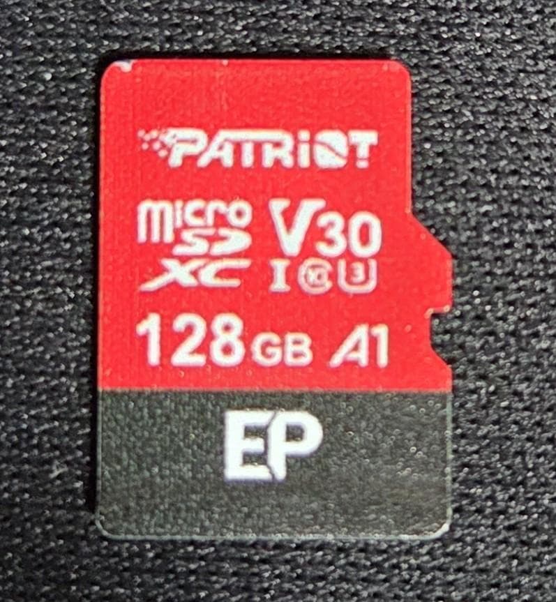 SteamDeck 64GB＋128GB SDカード付き