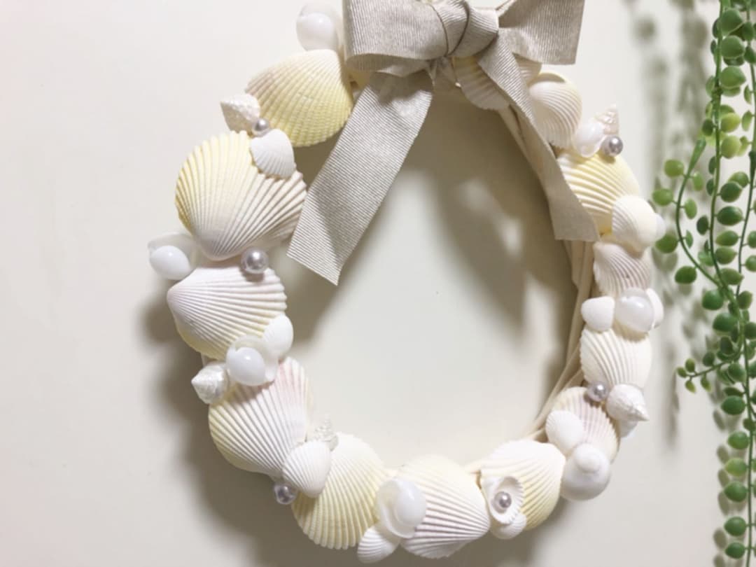 Shiny ribbon shell wreathe  ⋆。˚ リース シェル