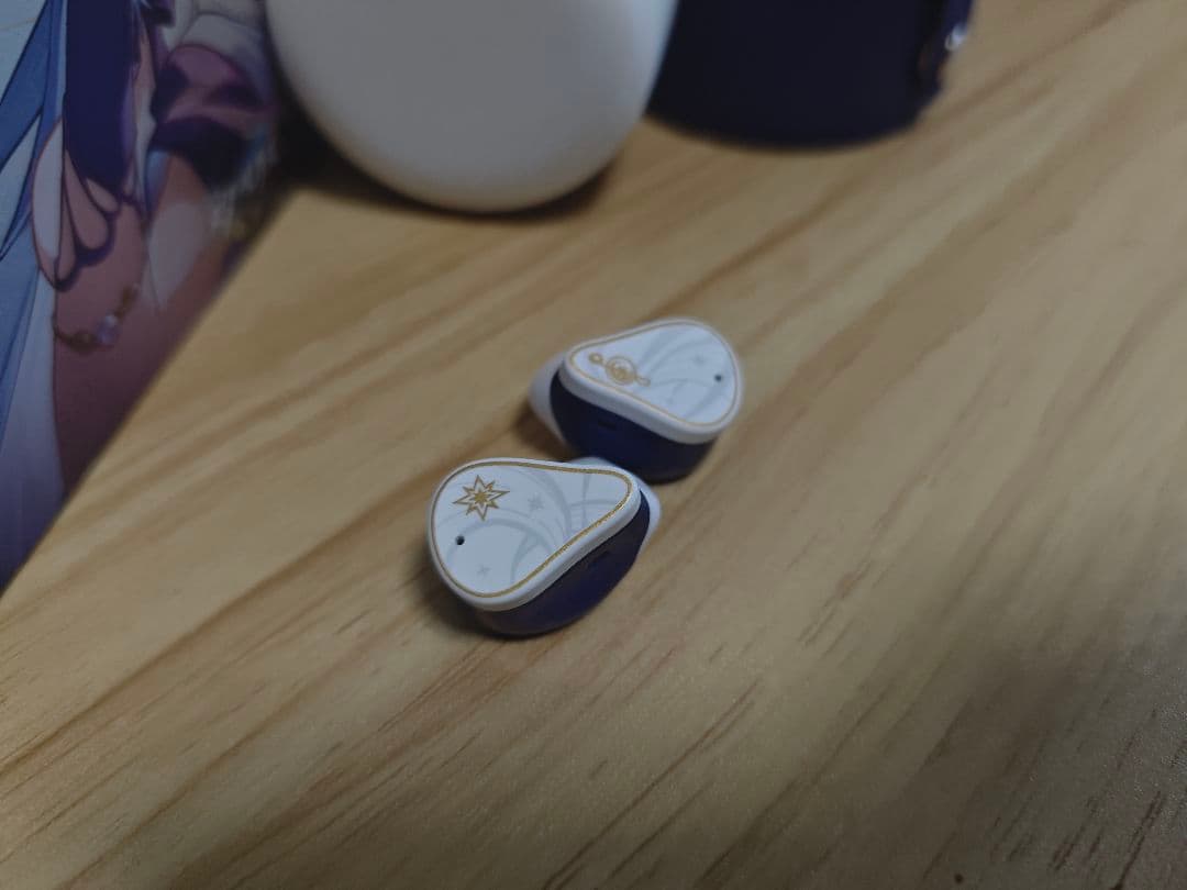 水月雨　ムーンドロップ　ロビン　イヤホン