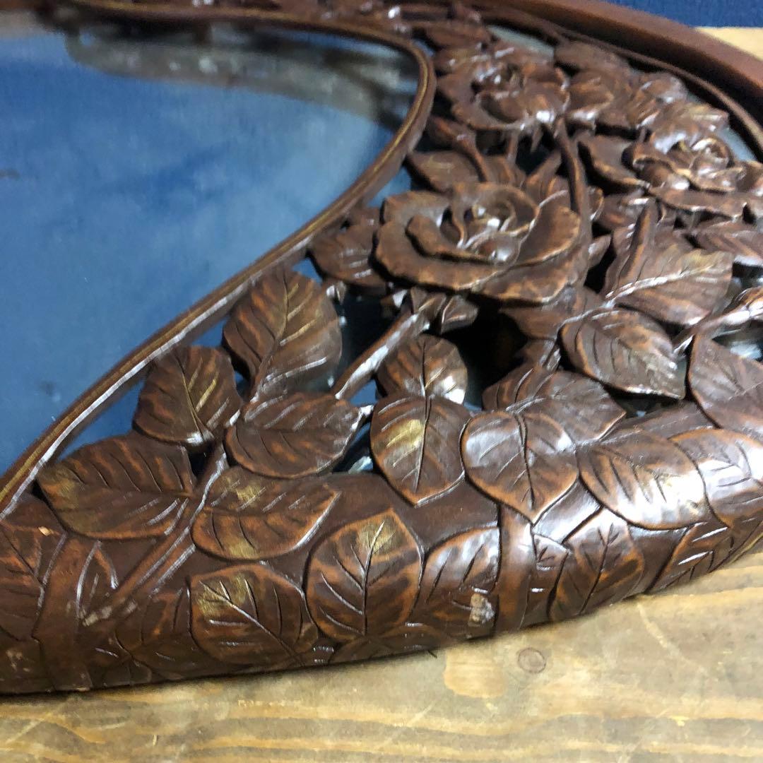 A 壁掛けミラー　壁掛けインテリア　木彫り　アンティーク調　ヴィンテージ　ロココ