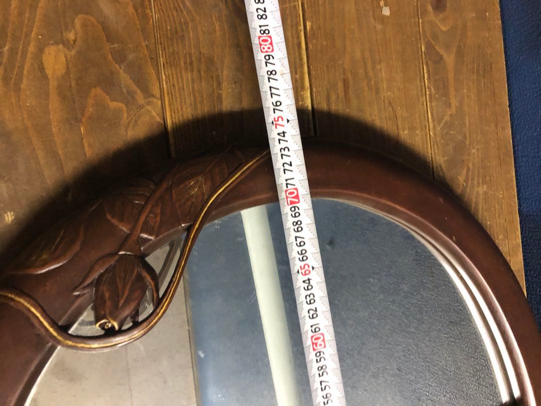 A 壁掛けミラー　壁掛けインテリア　木彫り　アンティーク調　ヴィンテージ　ロココ