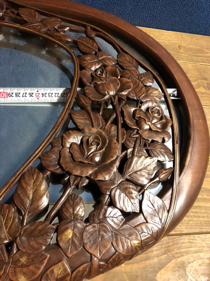 A 壁掛けミラー　壁掛けインテリア　木彫り　アンティーク調　ヴィンテージ　ロココ