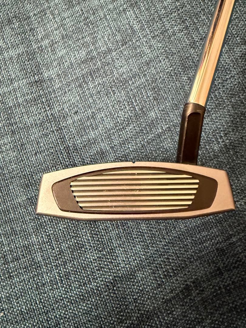 テーラーメイド　パターGT 33インチ