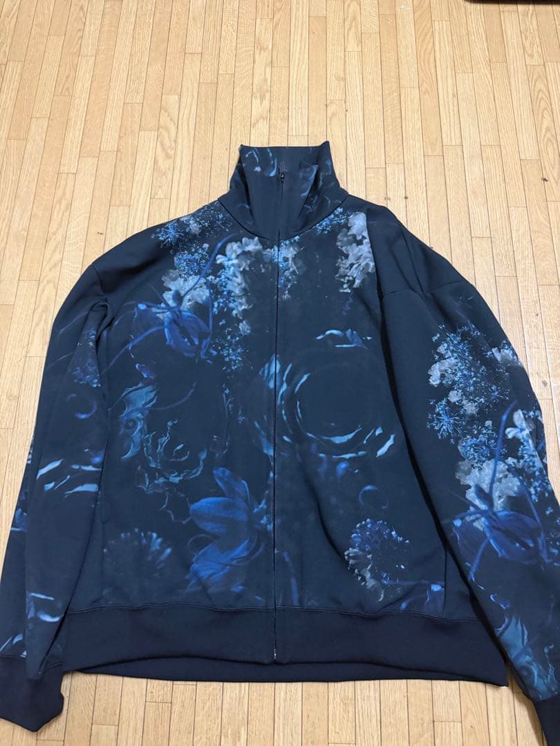 川上洋平　着用　LADMUSICIANセットアップ