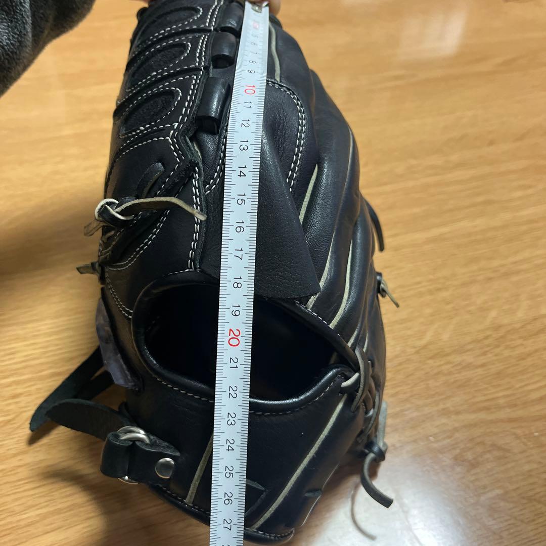 黒 軟式用グローブ 左投げ少年用　　　　田中将大モデル