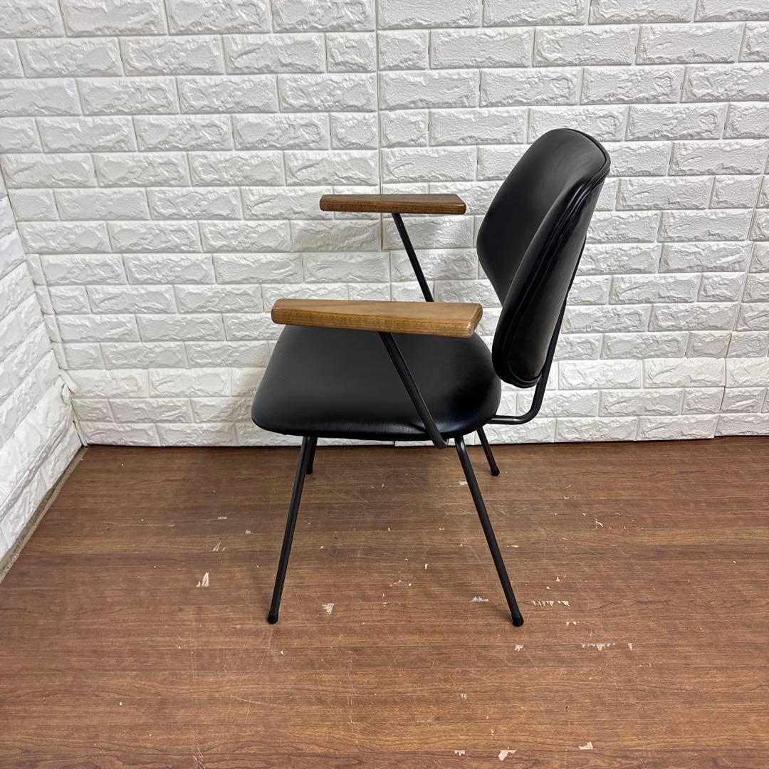 関家具　ブラック　ダイニングチェア アボック 肘付 ミッドセンチュリー　送料無料