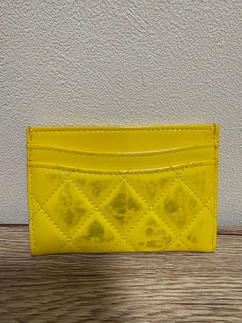 【訳あり】CHANEL(シャネル) キルティング パテントレザー カードケース