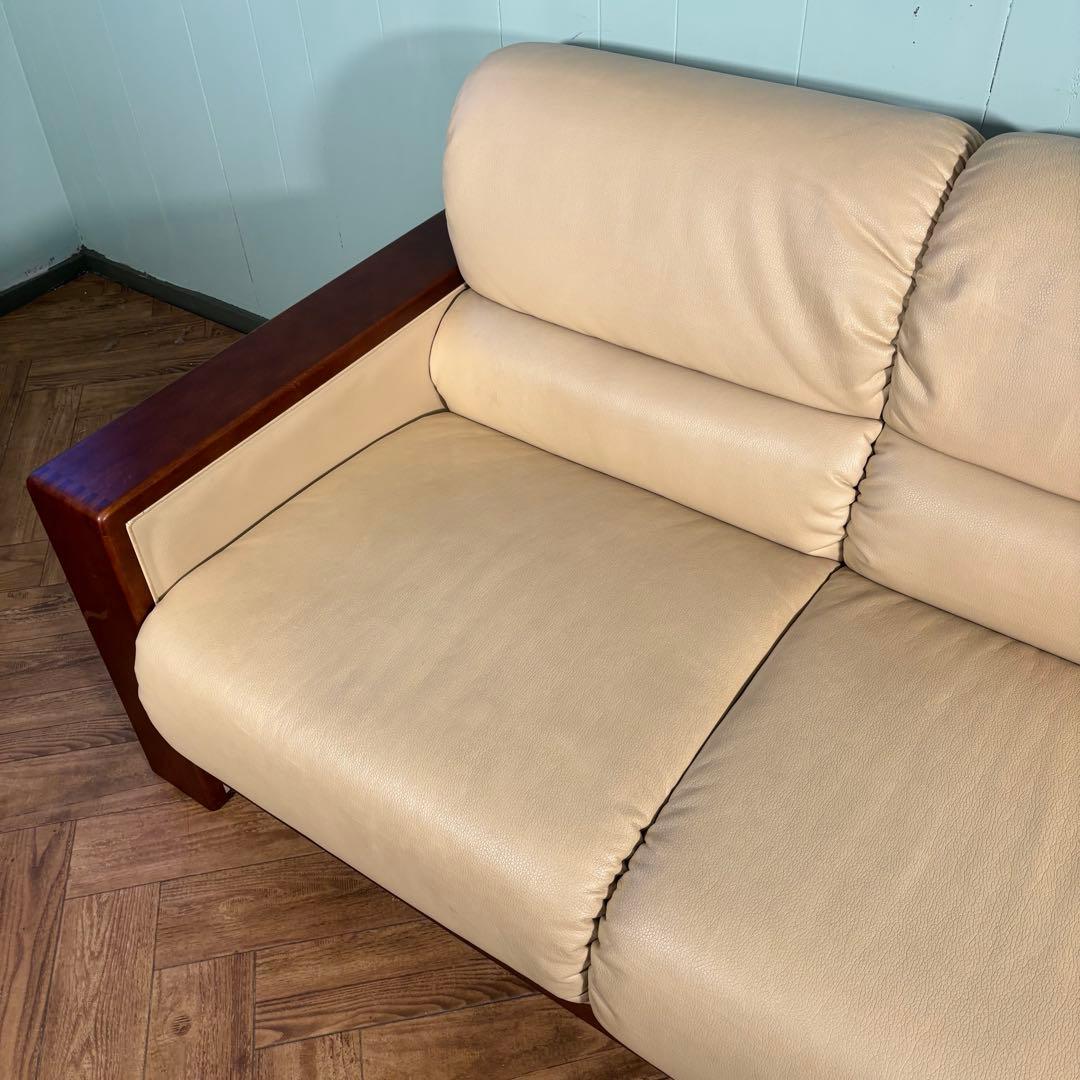 ♦︎maruni ♦︎マルニ 三人掛け　昭和レトロ ソファー 革　木目調