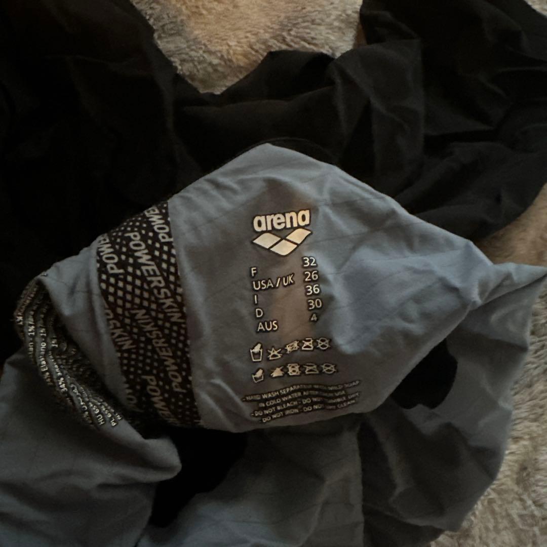 arena ブラック スポーツ水着
