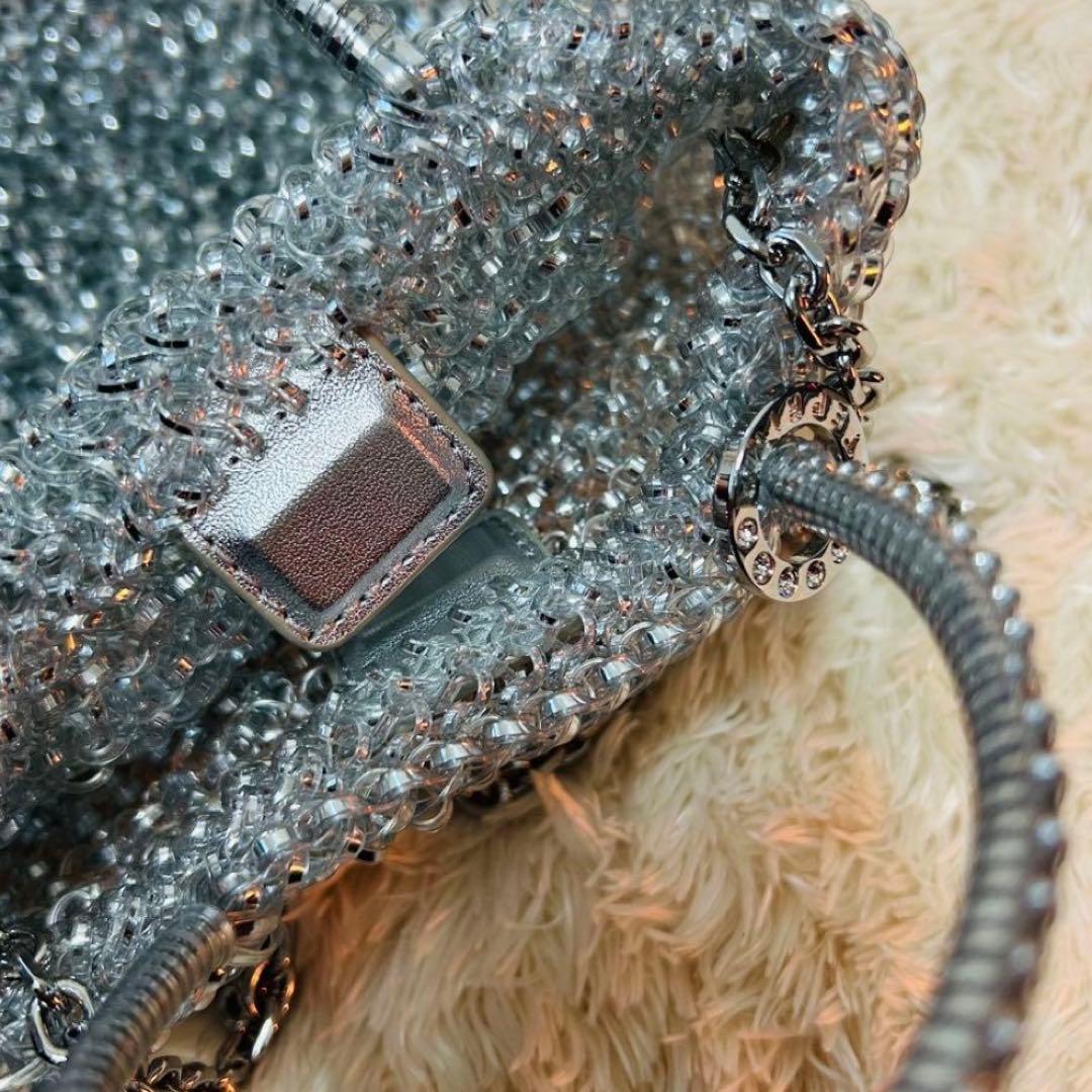 アンテプリマ　ショルダーバッグ　スタンダード　スクエア 縦長　シルバー