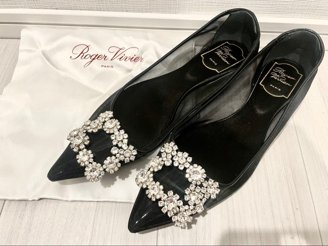 ★年末値下【美品】Roger Vivier フラットシューズ　37½ 24cm