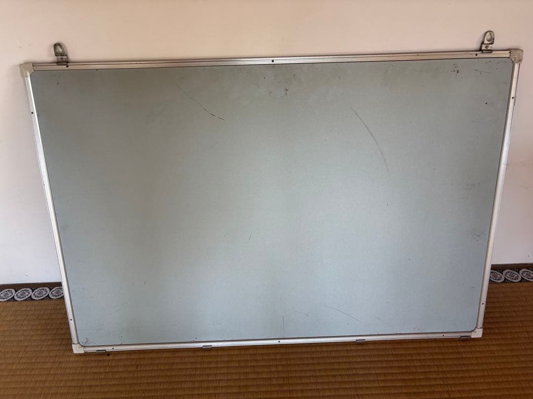 スケジュール管理用緑色黒板