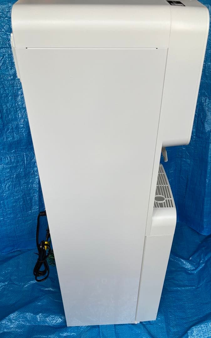 ウォーターサーバー　famfit白 PREMIUM WATER