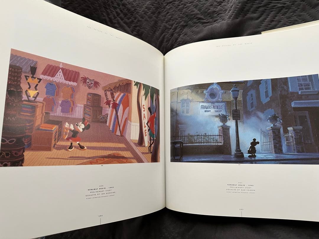 MICKEY MOUSE 洋書　Pierre Lambert