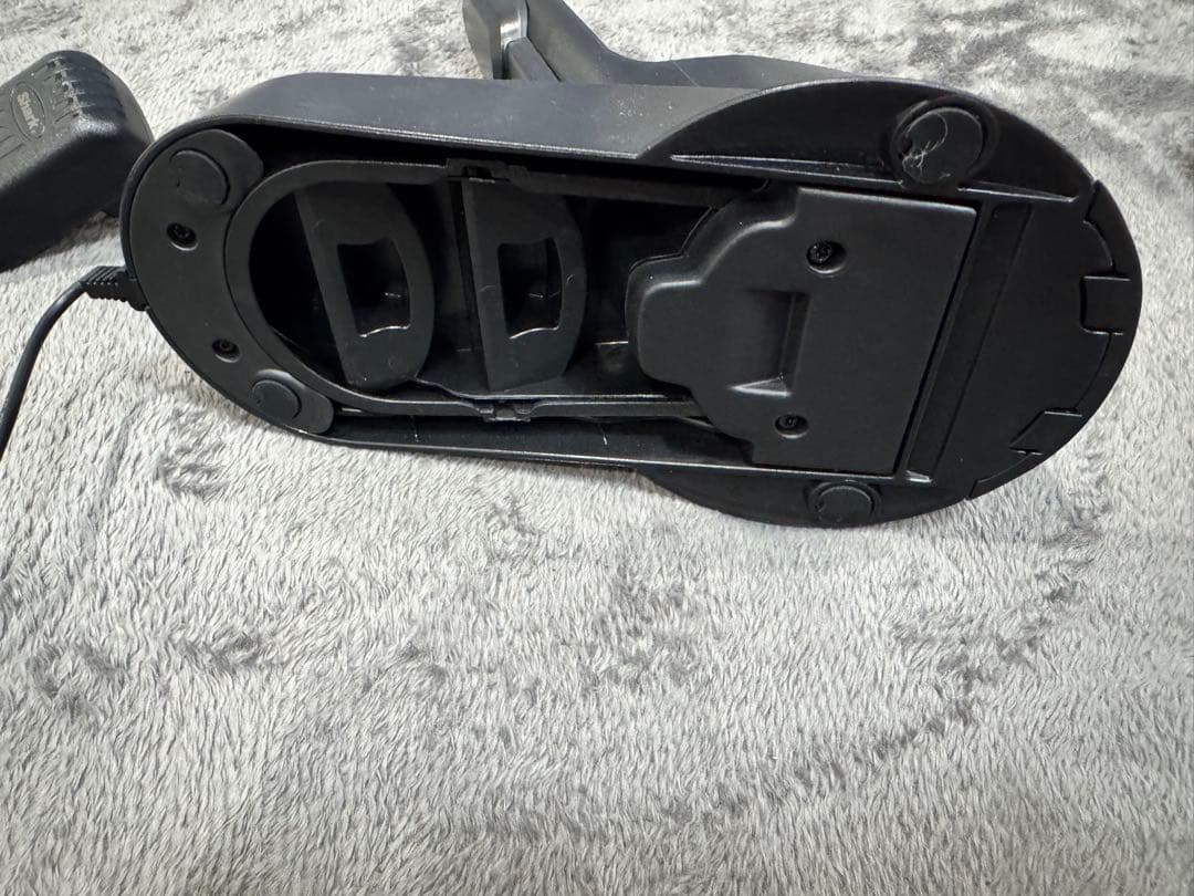 【極美品】Shark EVOPOWER　充電式ハンディクリーナー　WV270J