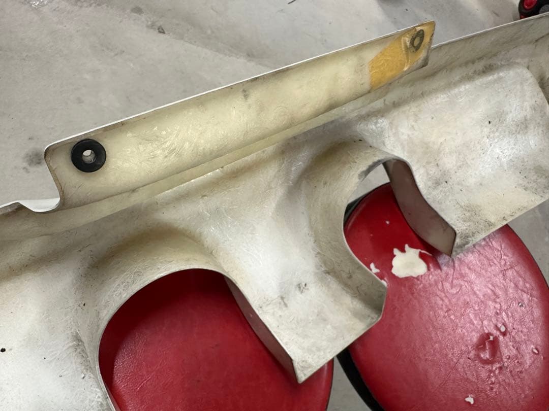 L880K コペン halfwayリヤバンパー 亀裂あり