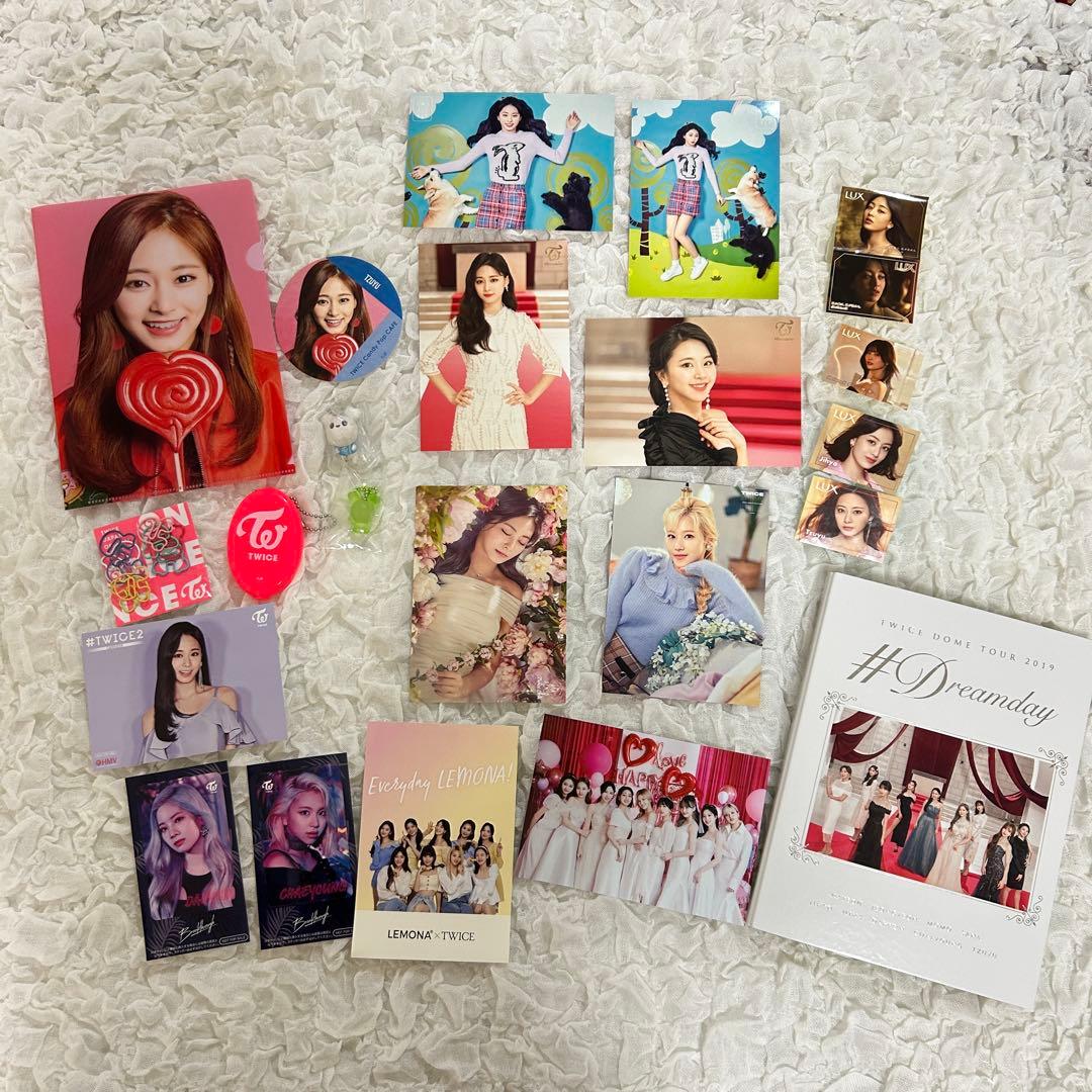 お値下げ中！【未使用】TWICE グッズ　まとめ売り