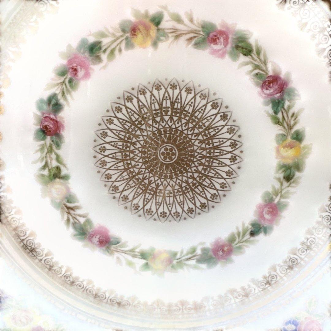 セーブル　SEVRES 金彩花柄プレート　24.8cm