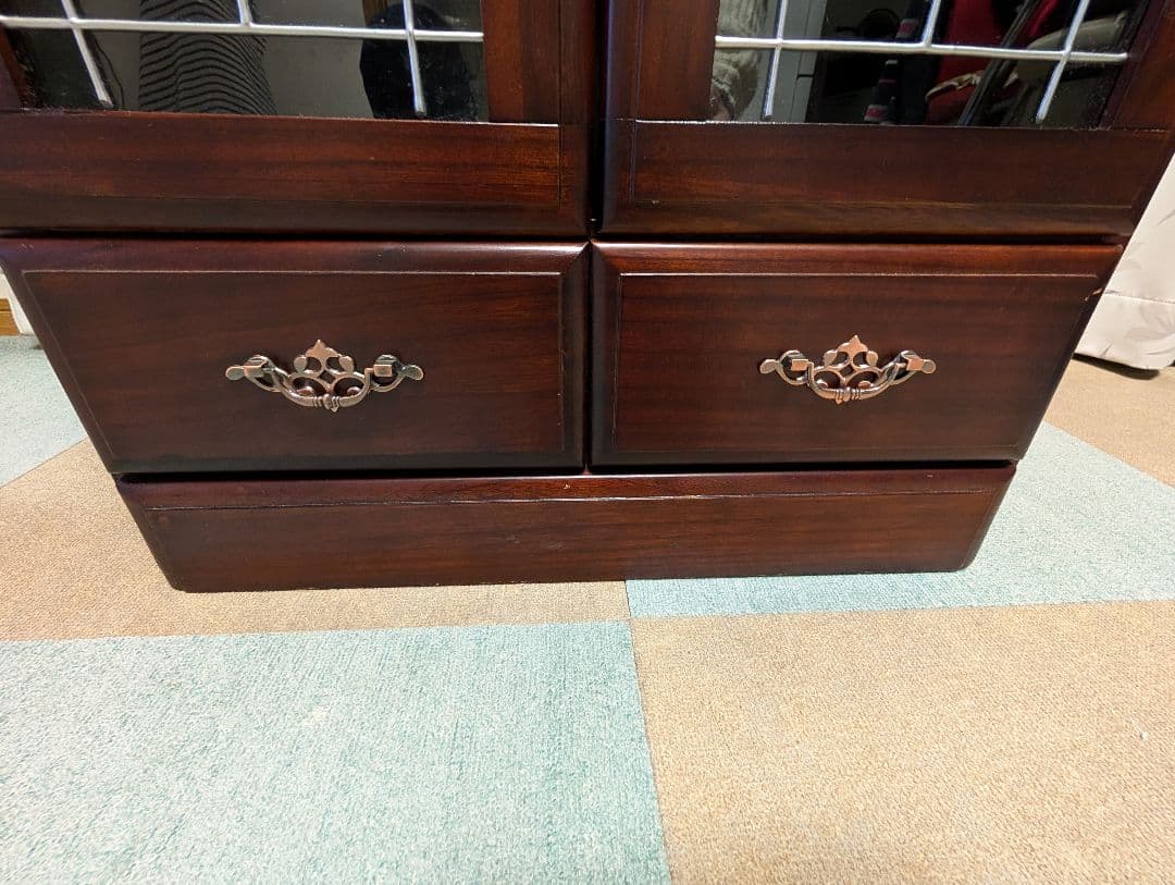 木製　キャビネット　扉　引き出し付　インテリア