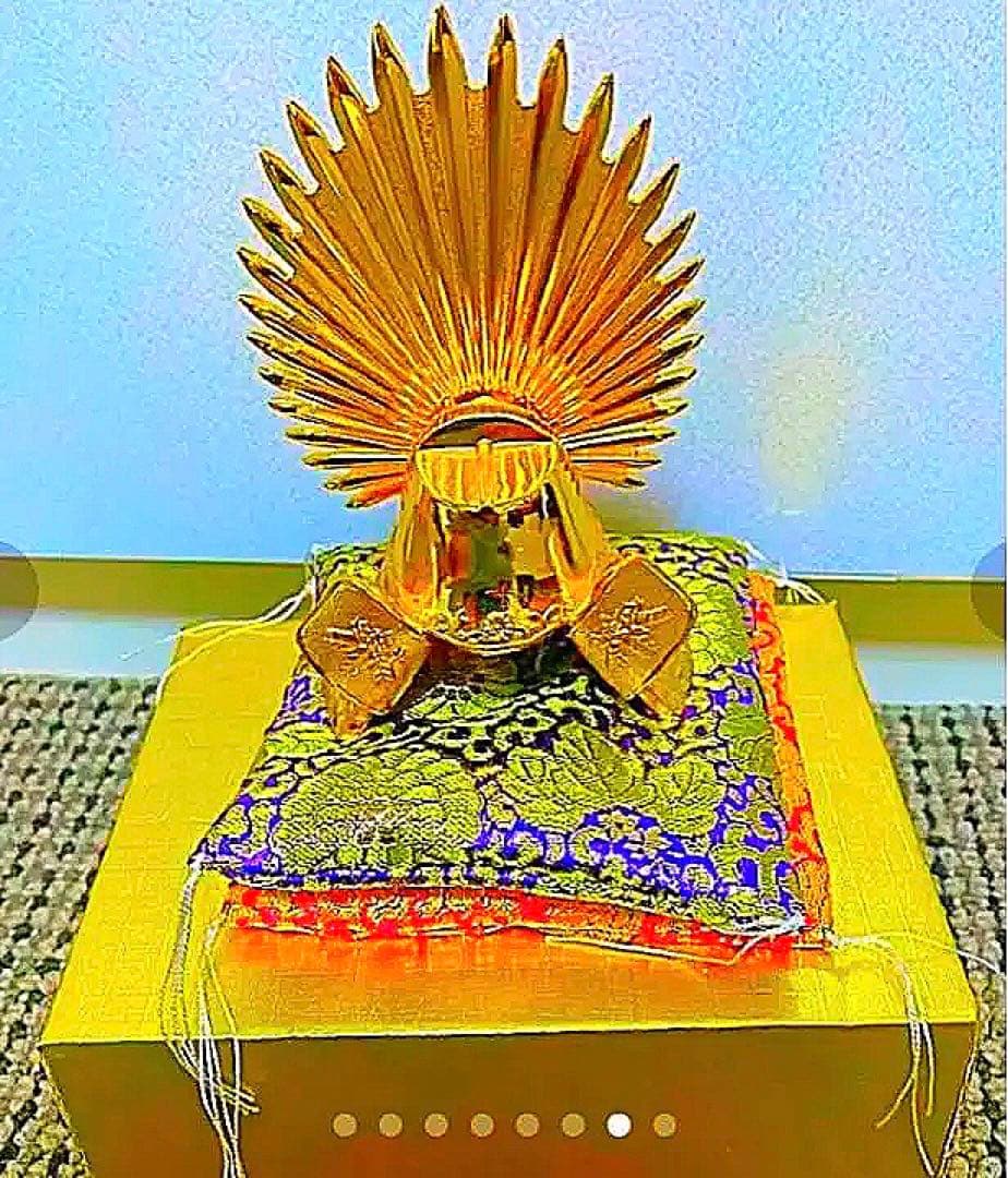 金運爆上げ　金運呼ぶ！天下統一！特別祈祷　鍍金製　豊臣秀吉兜