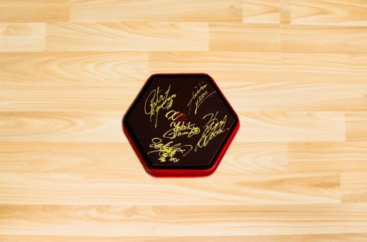 X JAPAN Message缶 赤 サイン 初回 HIDE YOSHIKI