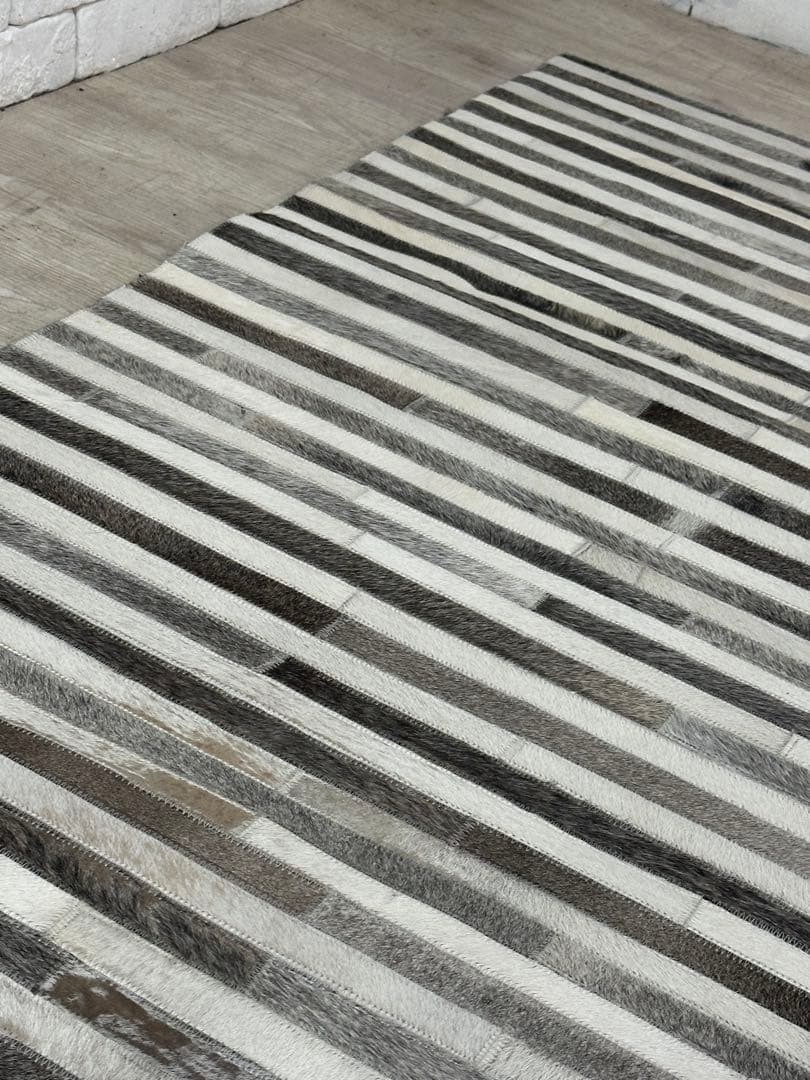 【東京都内23区配送無料】定価12万　カーペット　絨毯　ラグ　牛革　パッチワーク