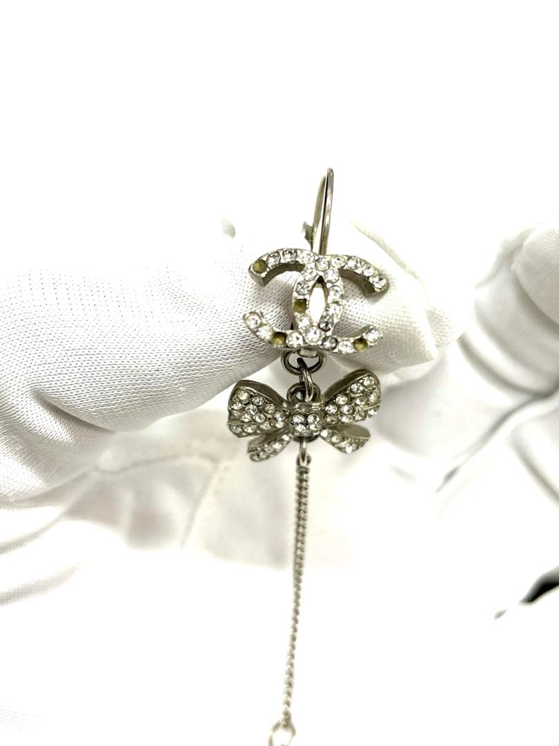 た*や様 正規品CHANELリボンモチーフ・ロングチェーンピアス