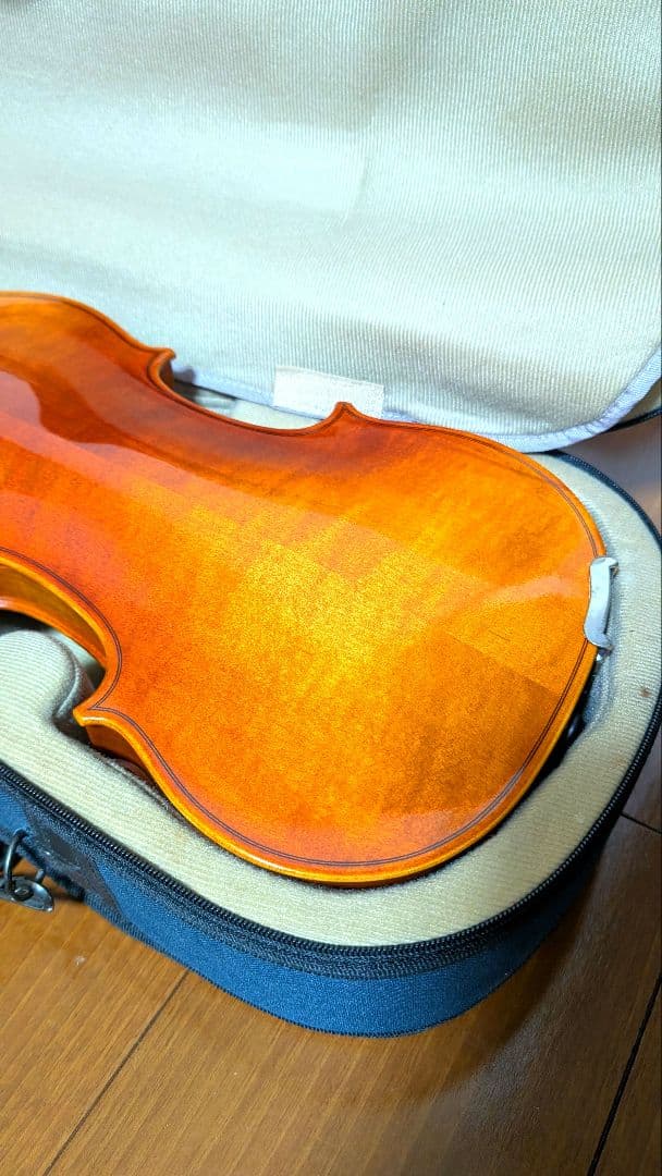 美品　SUZUKI　No.200e　4/4　2010年製　弓2本　フルセット