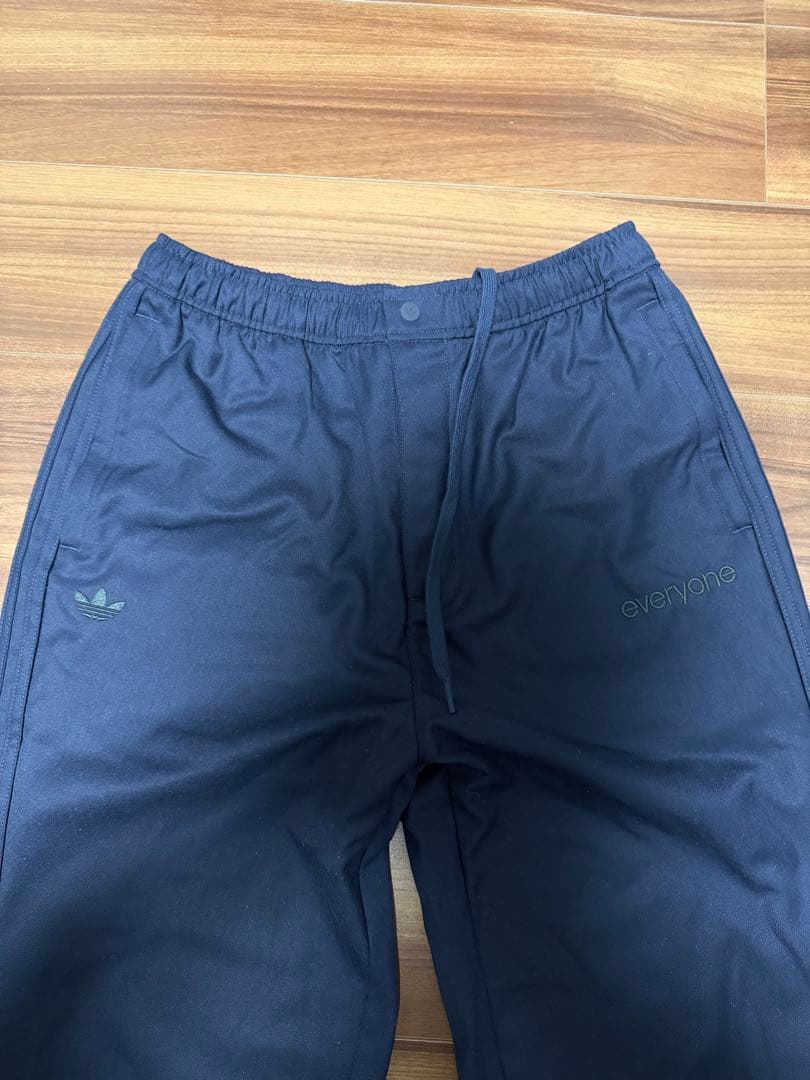 everyone adidas 上下セットアップ　ネイビー