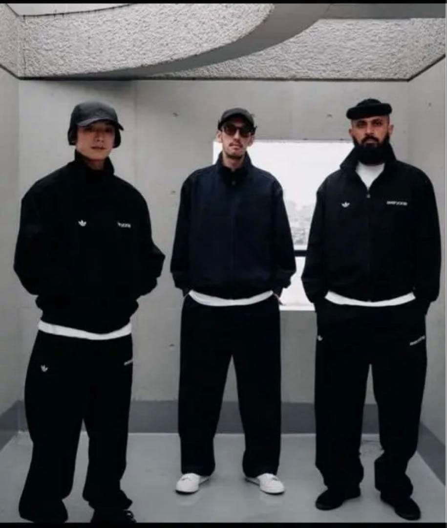 everyone adidas 上下セットアップ　ネイビー